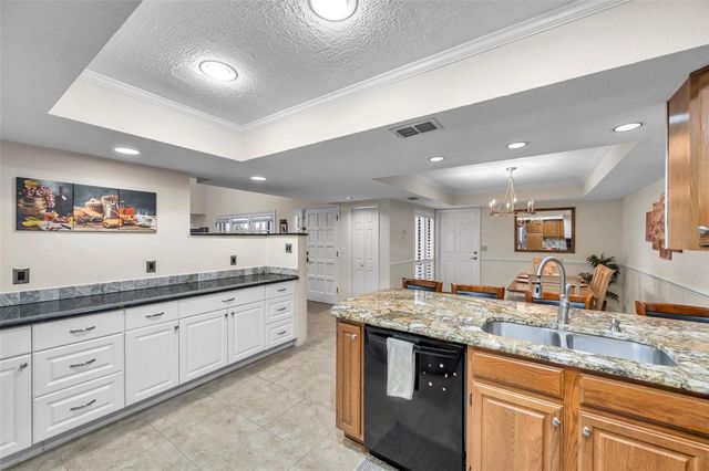 4934 UMBER WAY S, Tampa, FL 33624