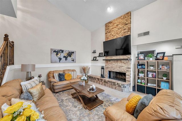 4934 UMBER WAY S, Tampa, FL 33624