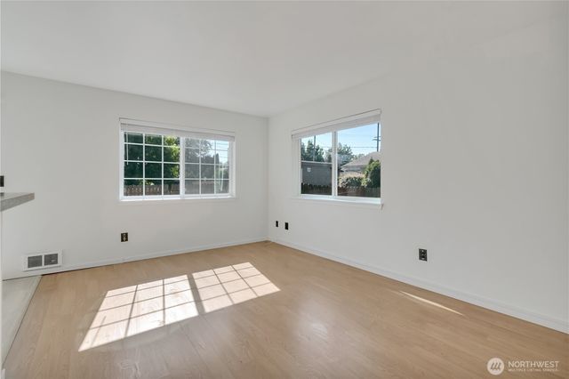 2013 Bush Avenue NW, Olympia, WA 98502