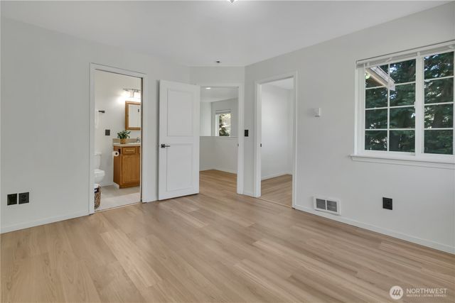 2013 Bush Avenue NW, Olympia, WA 98502