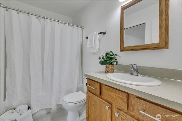 2013 Bush Avenue NW, Olympia, WA 98502