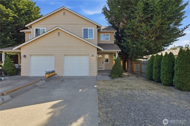 2013 Bush Avenue NW, Olympia, WA 98502