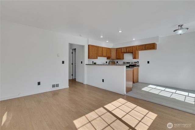 2013 Bush Avenue NW, Olympia, WA 98502