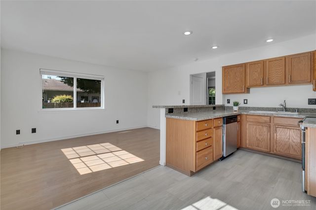 2013 Bush Avenue NW, Olympia, WA 98502