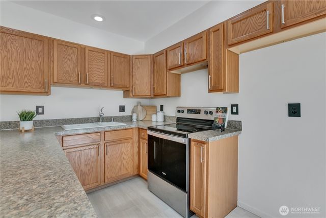2013 Bush Avenue NW, Olympia, WA 98502