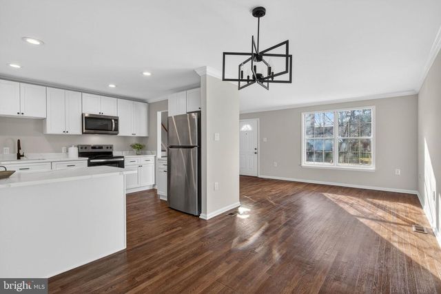 806 CATTAIL LN NE, Leesburg, VA 20176