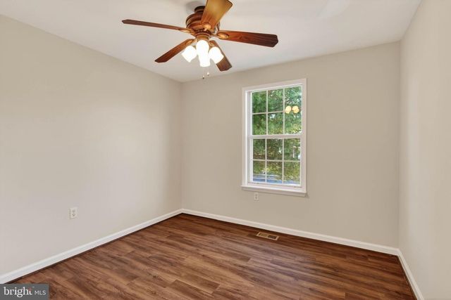 806 CATTAIL LN NE, Leesburg, VA 20176