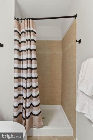 806 CATTAIL LN NE, Leesburg, VA 20176