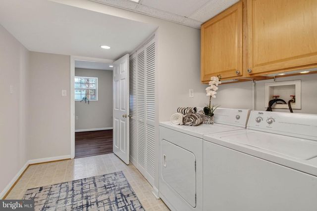 806 CATTAIL LN NE, Leesburg, VA 20176