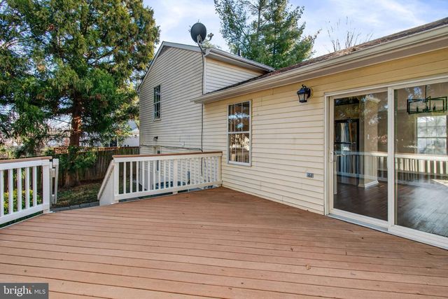 806 CATTAIL LN NE, Leesburg, VA 20176