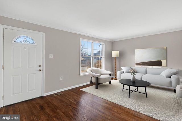 806 CATTAIL LN NE, Leesburg, VA 20176