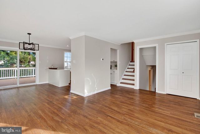 806 CATTAIL LN NE, Leesburg, VA 20176