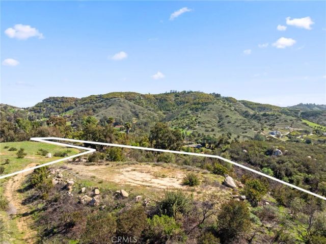 2 Las Palmeras, Temecula, CA 92590