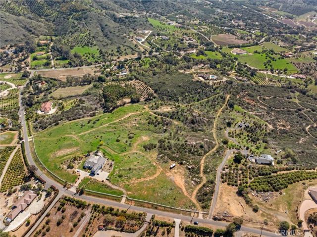 2 Las Palmeras, Temecula, CA 92590