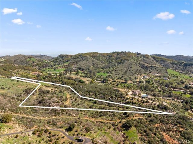 2 Las Palmeras, Temecula, CA 92590