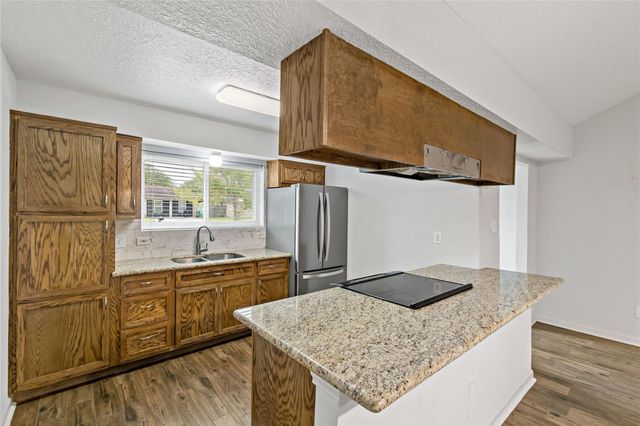 12015 Pompton Drive, Houston, TX 77089