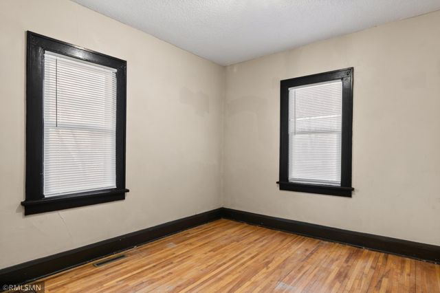 3251 Knox Avenue N, Minneapolis, MN 55412