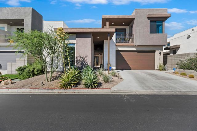 125 Blue Moon Drive, Palm Springs, CA 92262