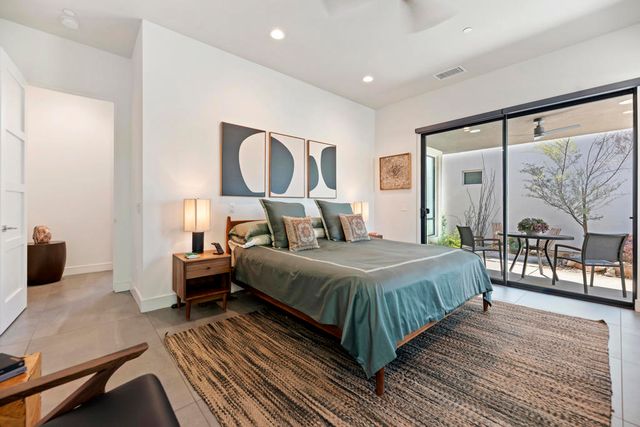 125 Blue Moon Drive, Palm Springs, CA 92262