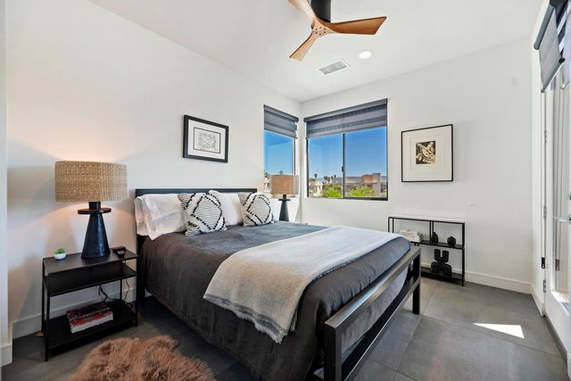 125 Blue Moon Drive, Palm Springs, CA 92262