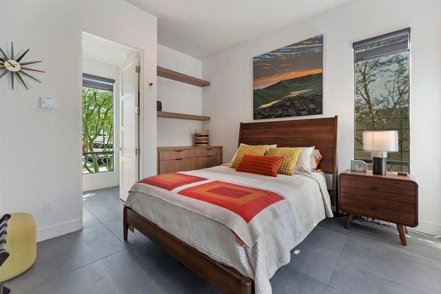 125 Blue Moon Drive, Palm Springs, CA 92262