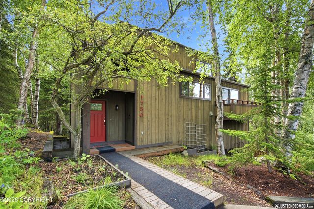 1750 George Bell Circle, Anchorage, AK 99515