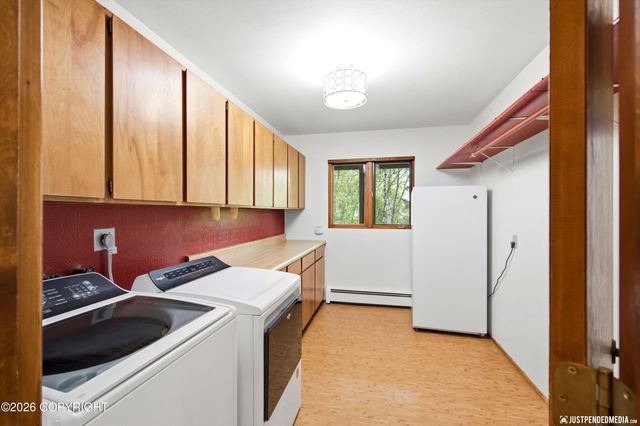 1750 George Bell Circle, Anchorage, AK 99515