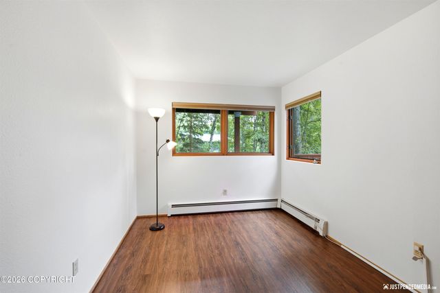 1750 George Bell Circle, Anchorage, AK 99515