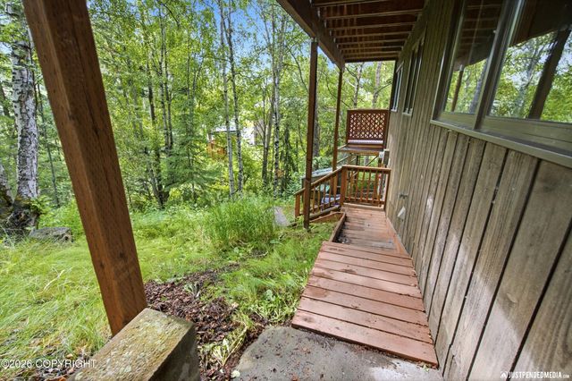 1750 George Bell Circle, Anchorage, AK 99515
