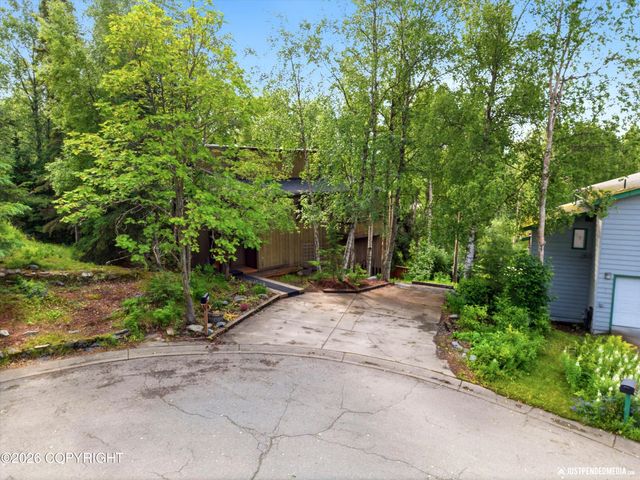1750 George Bell Circle, Anchorage, AK 99515