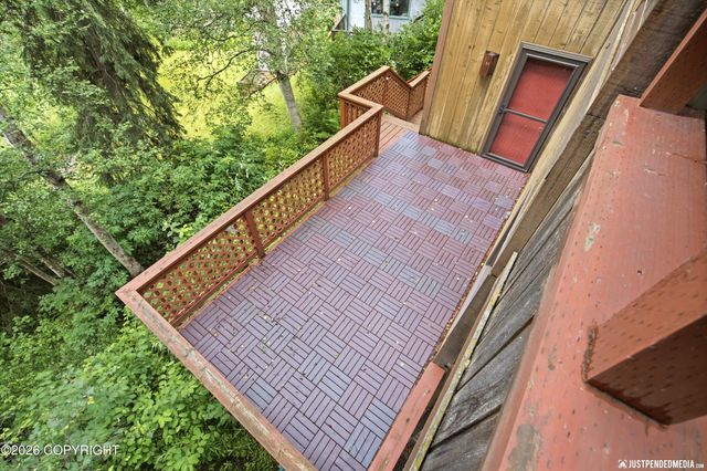 1750 George Bell Circle, Anchorage, AK 99515