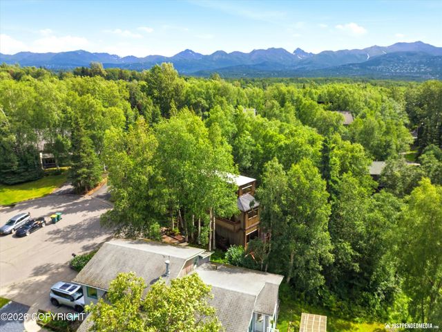 1750 George Bell Circle, Anchorage, AK 99515