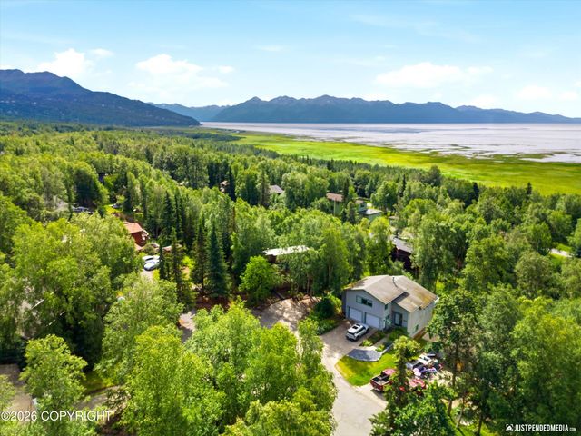 1750 George Bell Circle, Anchorage, AK 99515