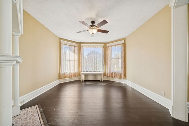 17 E Gaskill Ave, Jeannette, PA 15644