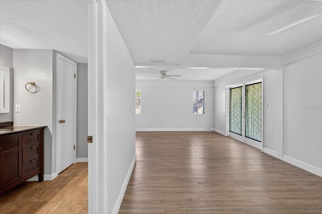 1005 BEAVER DRIVE, Tarpon Springs, FL 34689