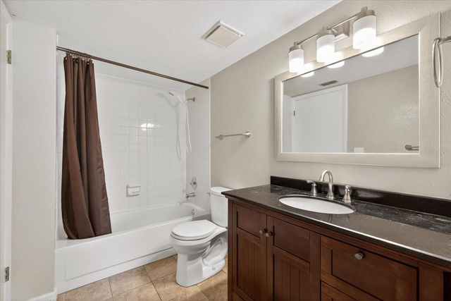 1005 BEAVER DRIVE, Tarpon Springs, FL 34689