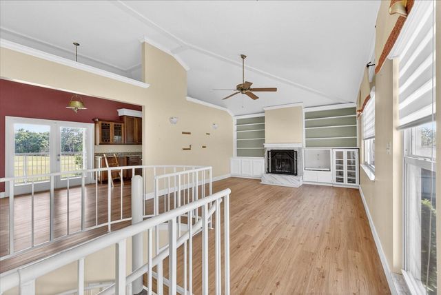 1005 BEAVER DRIVE, Tarpon Springs, FL 34689
