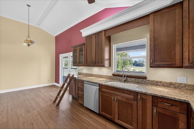 1005 BEAVER DRIVE, Tarpon Springs, FL 34689