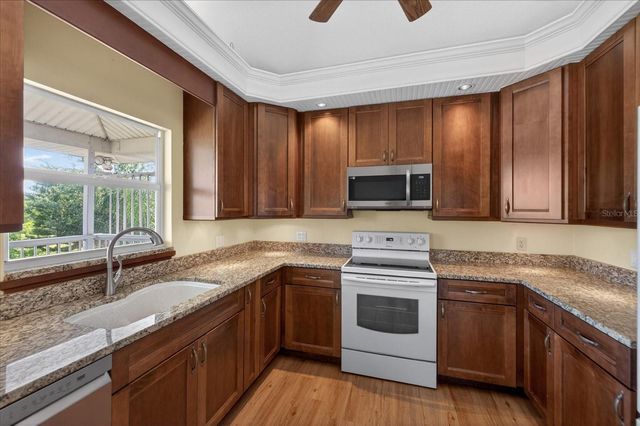 1005 BEAVER DRIVE, Tarpon Springs, FL 34689