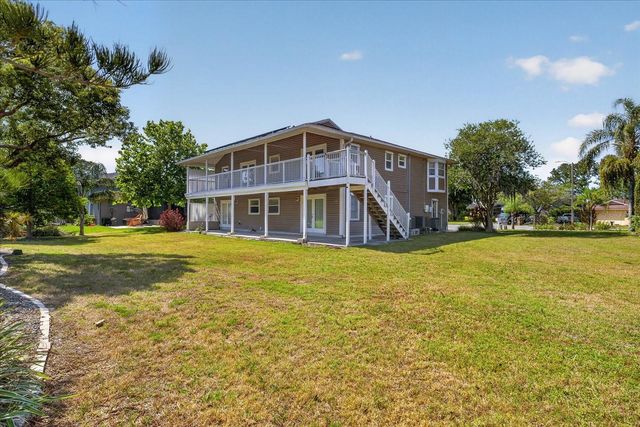 1005 BEAVER DRIVE, Tarpon Springs, FL 34689