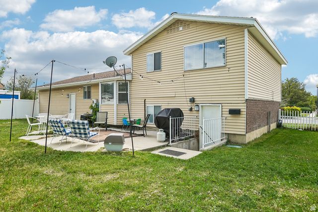 9571 S DAVID ST, Sandy, UT 84070