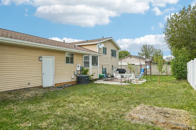 9571 S DAVID ST, Sandy, UT 84070