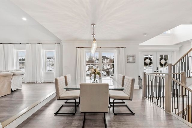 103 Keeneland Cir, Leominster, MA 01453