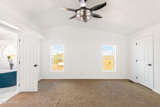 5868 S HARGIS RANCH Road, Hereford, AZ 85615