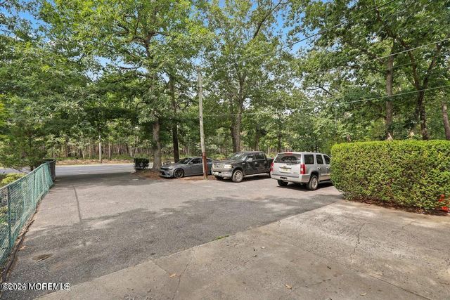 1037 Toms River Road, Jackson, NJ 08527