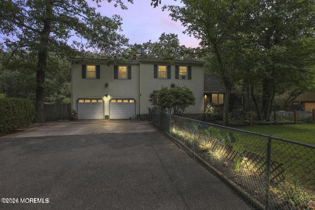 1037 Toms River Road, Jackson, NJ 08527