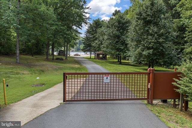 59 PINEWOOD DR, Mineral, VA 23117