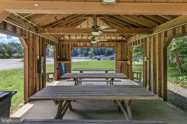 59 PINEWOOD DR, Mineral, VA 23117