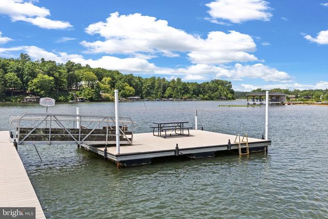 59 PINEWOOD DR, Mineral, VA 23117