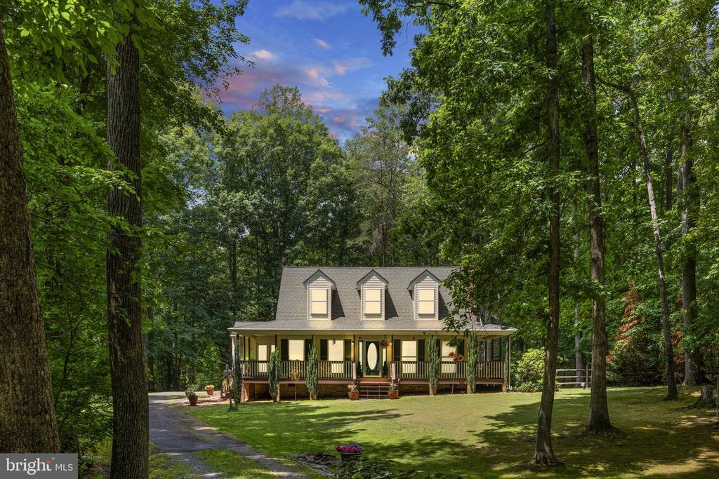 59 PINEWOOD DR, Mineral, VA 23117